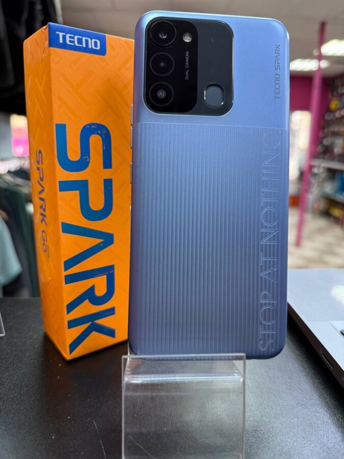 Мобильный телефон Tecno Spark GO 32Gb