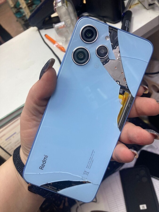 Смартфон Xiaomi Redmi 12 8/256