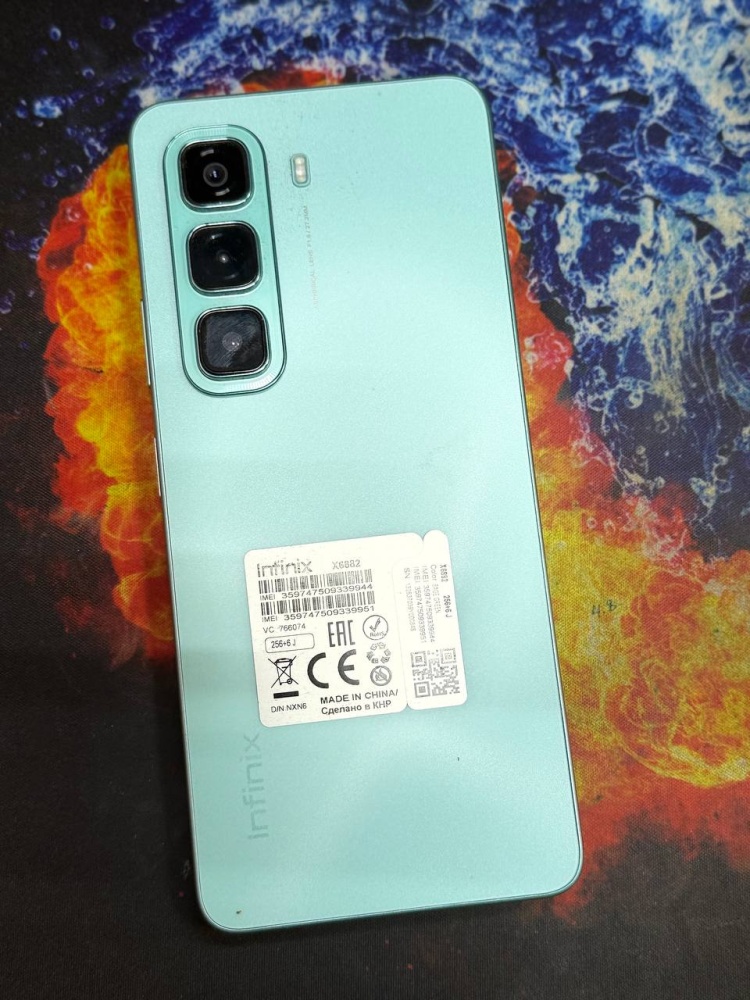 Мобильный телефон Infinix hot 50 6/256