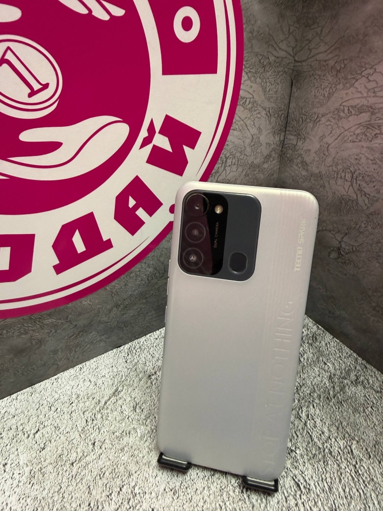 Мобильный телефон Tecno spark 8c 4-64gb