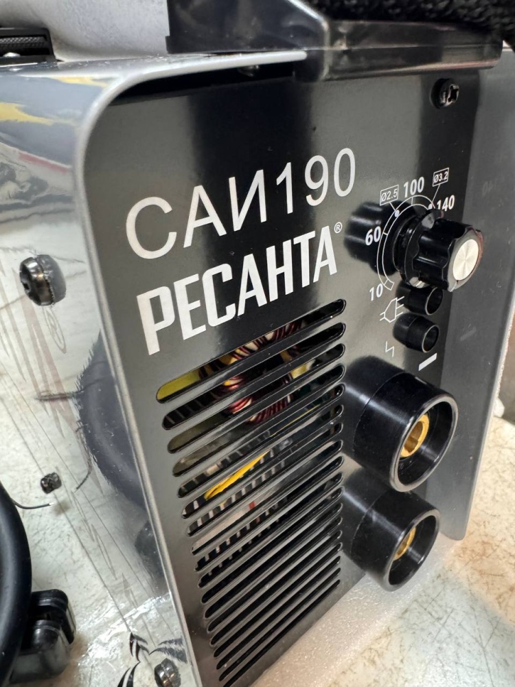 Сварочный аппарат Ресанта САИ 190