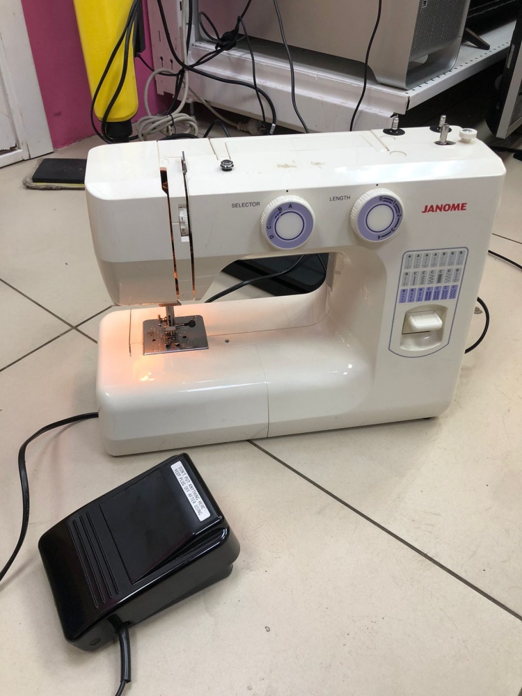 Швейная машина Janome 943-055s
